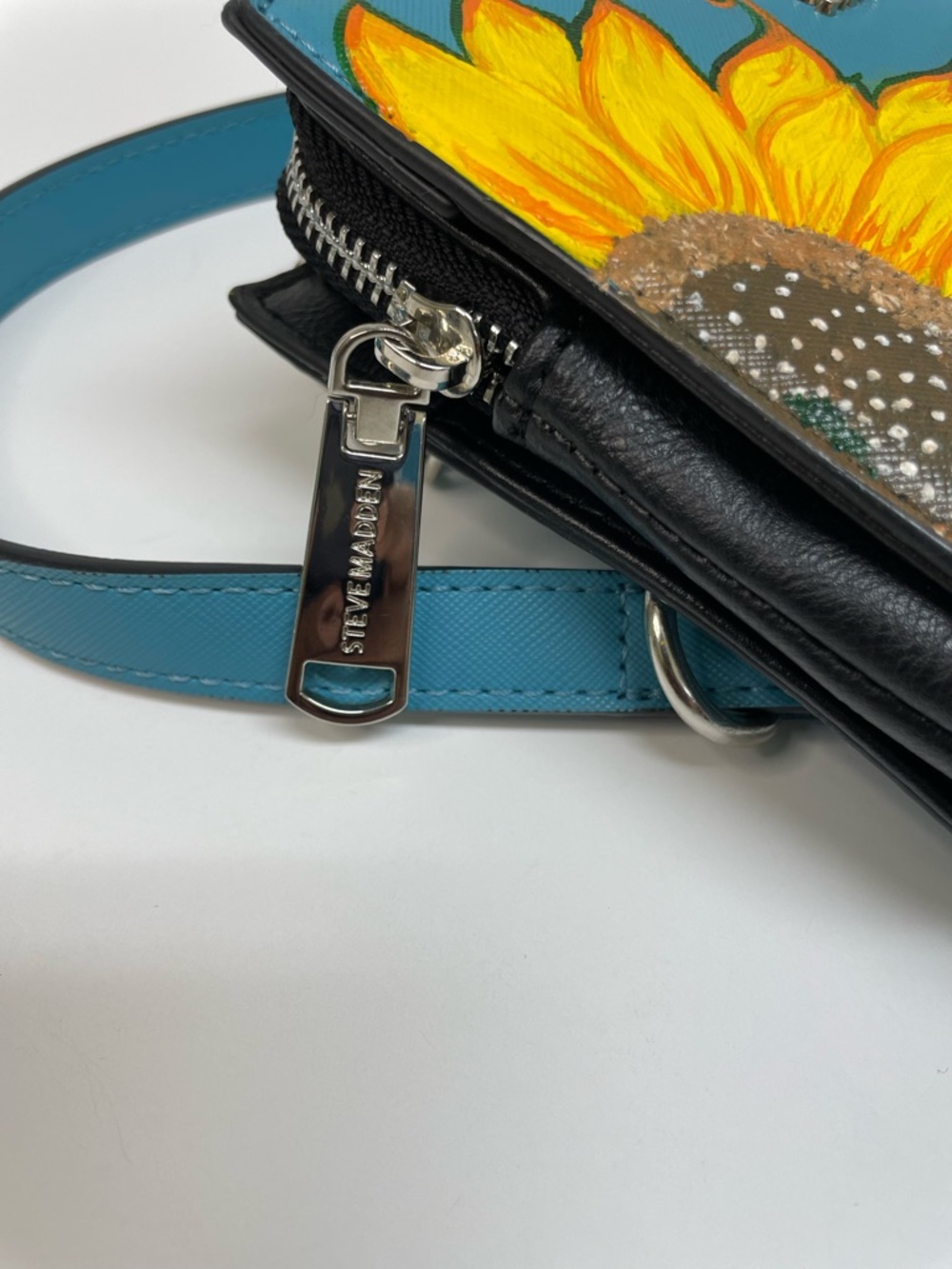 Steve Madden Teal Crossbody with Hand-Painted Sunflower & Earrings - Picture 5 of 7